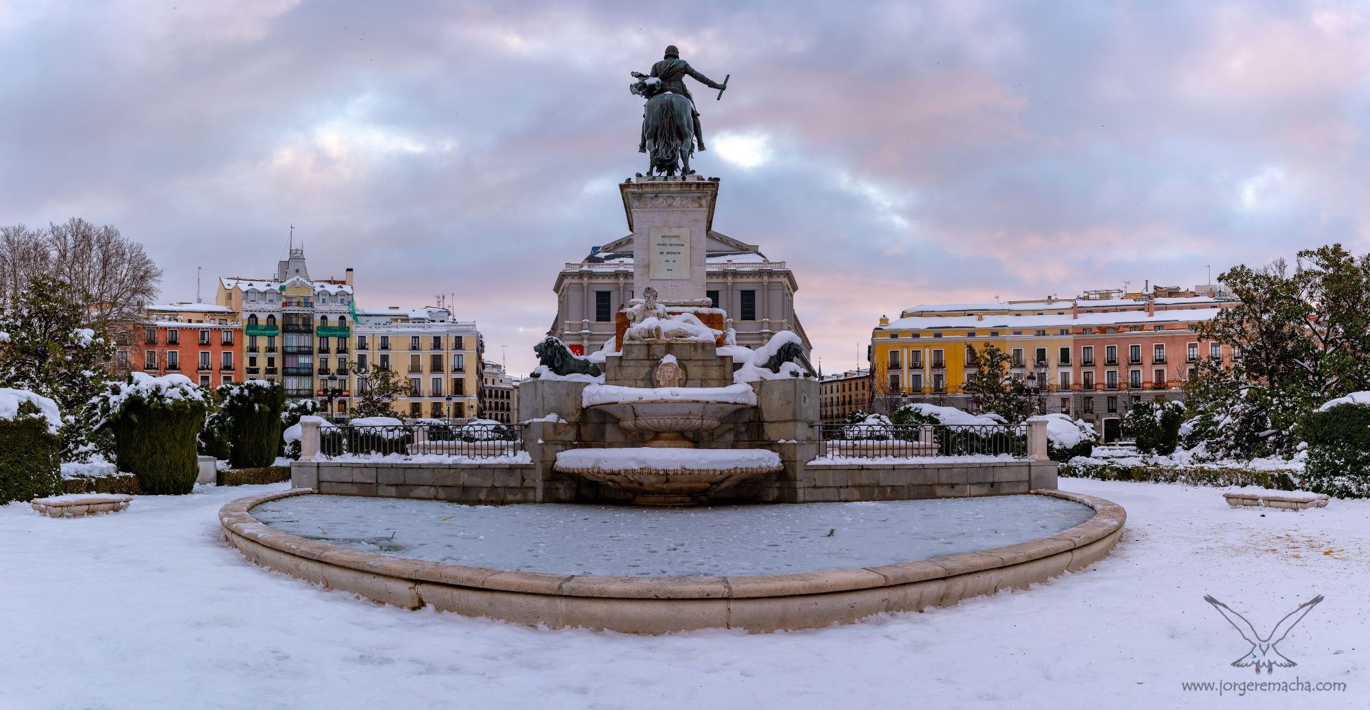 Jorge Remacha - plaza-de-oriente-405-370-pano-137.jpg